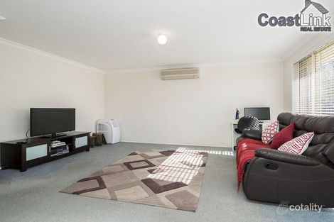 Property photo of 84 Scenic Circle Budgewoi NSW 2262