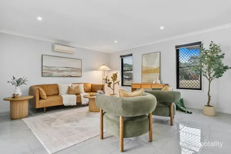 Property photo of 4 Plum Tree Close Taranganba QLD 4703
