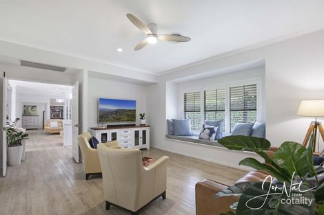 Property photo of 63 Bedivere Street Carindale QLD 4152