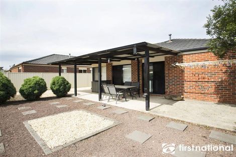 Property photo of 10 Barwon Drive Pakenham VIC 3810