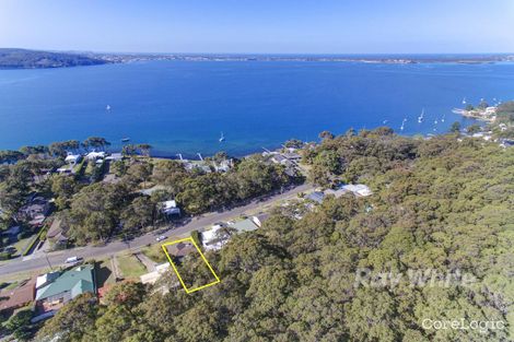 Property photo of 61 Skye Point Road Coal Point NSW 2283