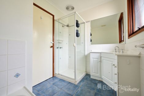 Property photo of 7 Nemet Court Noble Park North VIC 3174