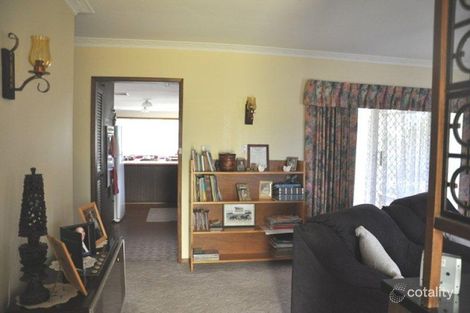 Property photo of 2 Steuart Court Kerang VIC 3579