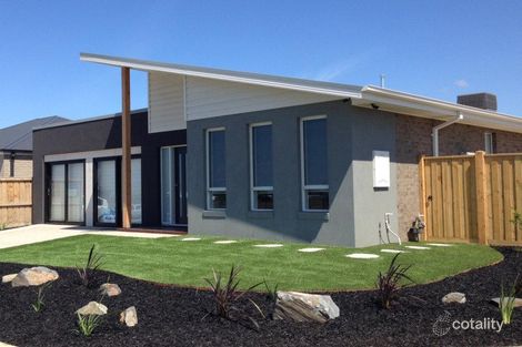 89 Fischer St, Torquay, VIC 3228