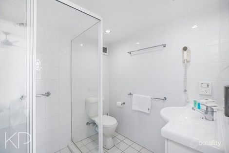 Property photo of 27/26 The Esplanade Surfers Paradise QLD 4217