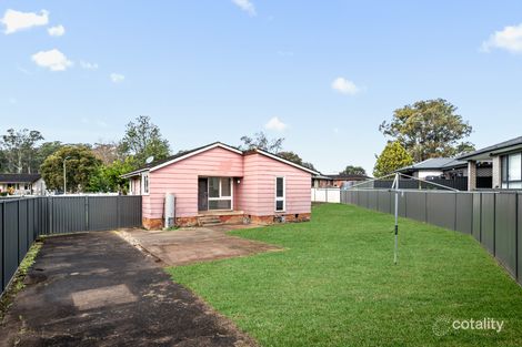 9 CARR PL, BRADBURY, NSW 2560