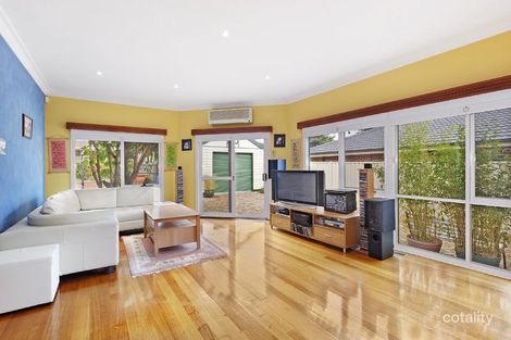 Property photo of 23 Bedford Street Airport West VIC 3042