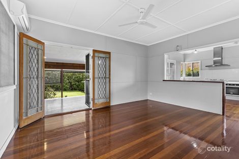 Property photo of 32 Handcroft Street Wavell Heights QLD 4012