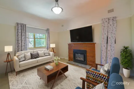 Property photo of 23 Phillips Street Parkes NSW 2870