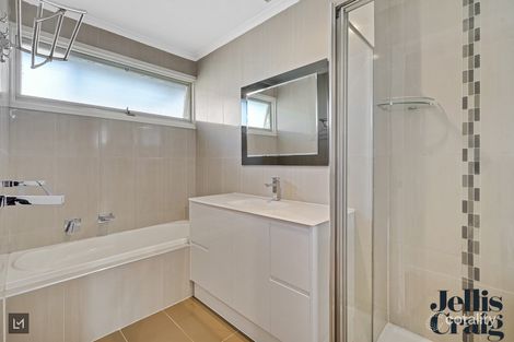 Property photo of 4 Fernvale Crescent Wheelers Hill VIC 3150
