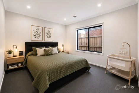 Property photo of 61 Geller Circuit Tarneit VIC 3029
