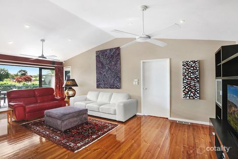 Property photo of 32 Aurora Close Mawson ACT 2607
