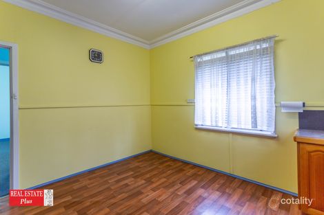 Property photo of 18 Horsley Street Swan View WA 6056