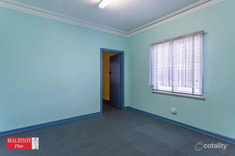 Property photo of 18 Horsley Street Swan View WA 6056
