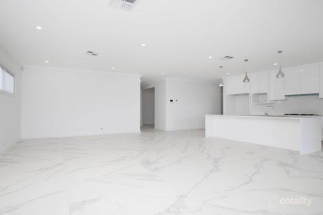 Property photo of 13 Austen Circuit Oran Park NSW 2570