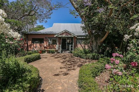 Property photo of 4 McNabb Place Lesmurdie WA 6076