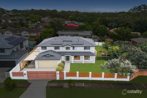 33 Scrub Rd, Carindale, QLD 4152