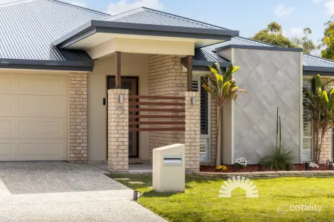 2 NEALE RD, MORAYFIELD, QLD 4506