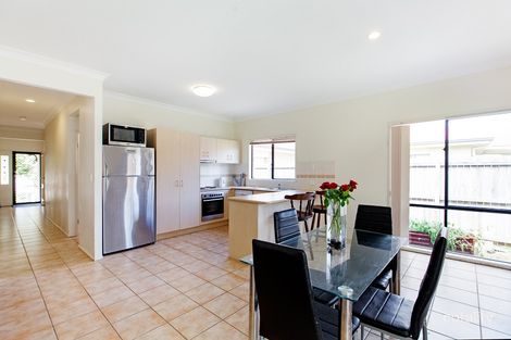 Property photo of 38 Windermere Way Sippy Downs QLD 4556