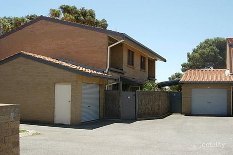 33/69 Brebner Dr, West Lakes, SA 5021