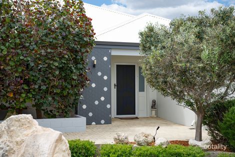 Property photo of 15 Tamar Break Madora Bay WA 6210