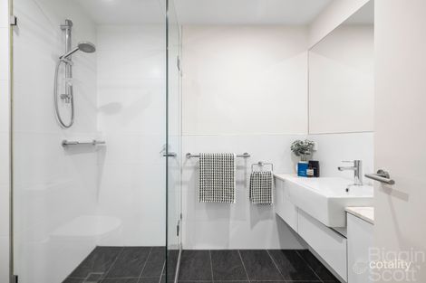 Property photo of 2/170 East Boundary Road Bentleigh East VIC 3165