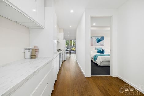 Property photo of 2/170 East Boundary Road Bentleigh East VIC 3165