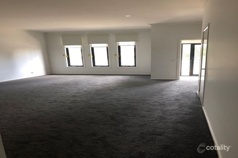 70 Heather Gr, Clyde North, VIC 3978