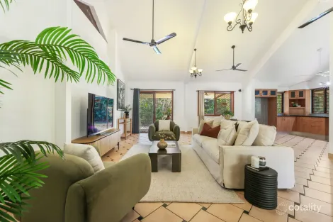 Property photo of 30 Bronzewing Avenue Howard Springs NT 0835