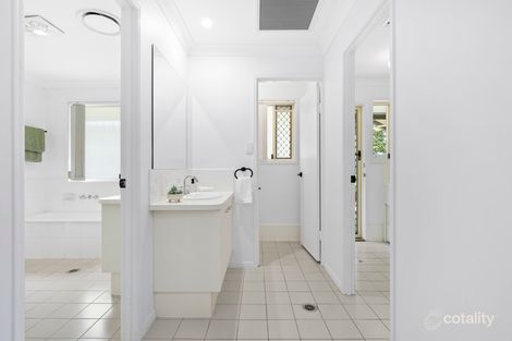 Property photo of 103 View Crescent Arana Hills QLD 4054