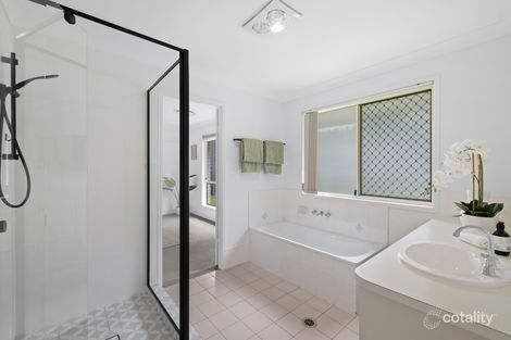 Property photo of 103 View Crescent Arana Hills QLD 4054