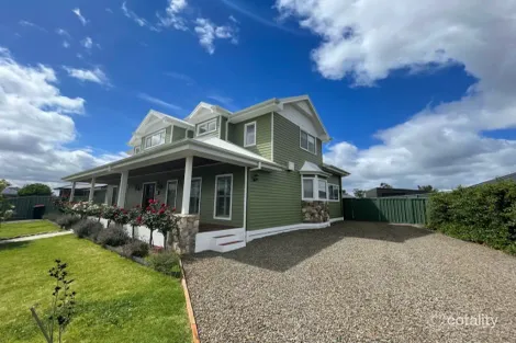 Property photo of 12 Egret Drive Kialla VIC 3631