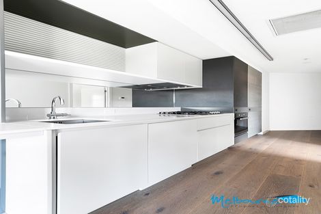 Property photo of 201/565 Camberwell Road Camberwell VIC 3124