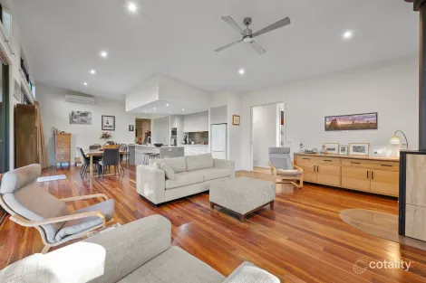 Property photo of 7 Oaksford Drive Mansfield VIC 3722