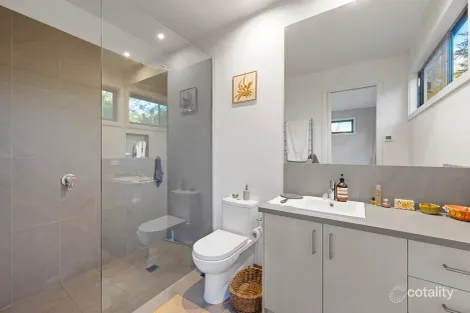 Property photo of 7 Oaksford Drive Mansfield VIC 3722