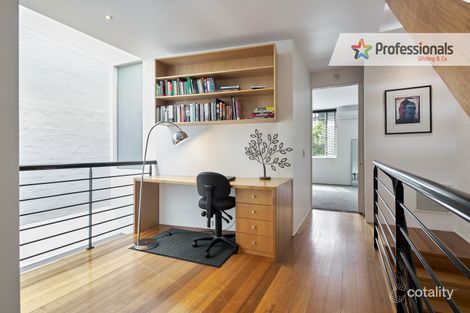 Property photo of 320 Canterbury Road St Kilda West VIC 3182