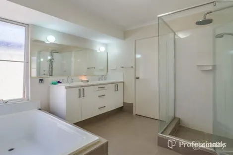 Property photo of 6 Lorikeet Loop High Wycombe WA 6057