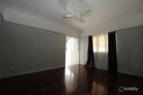 Property photo of 11 Wainwright Street Svensson Heights QLD 4670