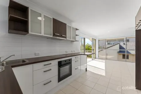 Property photo of 4/16 Riviera Road Miami QLD 4220