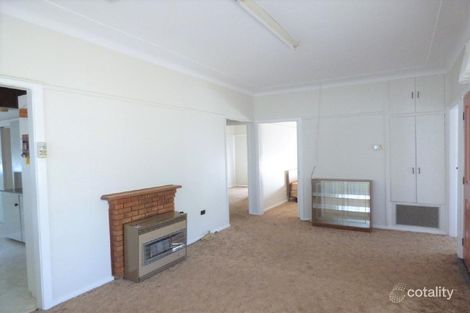 Property photo of 4 Cameron Square Cootamundra NSW 2590