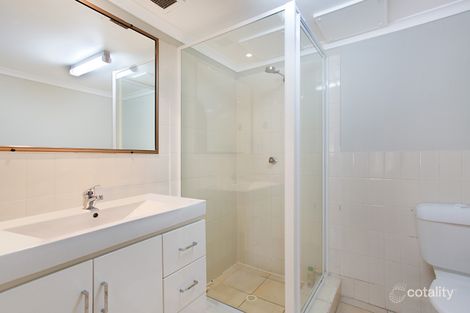Property photo of 10/22 Second Avenue Broadbeach QLD 4218