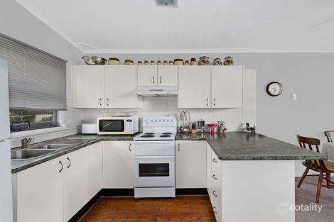 Property photo of 20 Hinemoa Avenue Killarney Vale NSW 2261