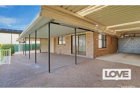 Property photo of 22 Auklet Road Mount Hutton NSW 2290