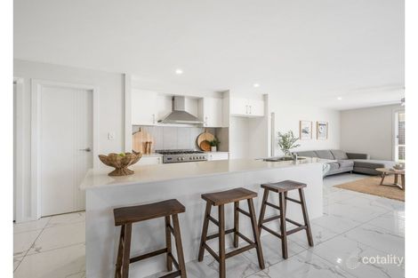 Property photo of 45 Sovereign Drive Thrumster NSW 2444