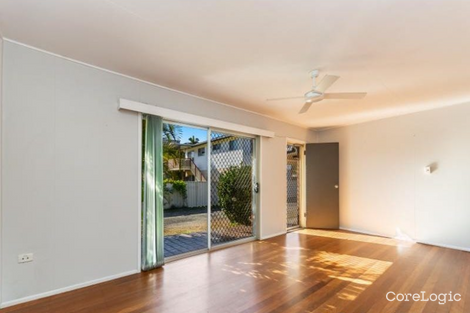 Property photo of 2/31 Queen Street Yamba NSW 2464