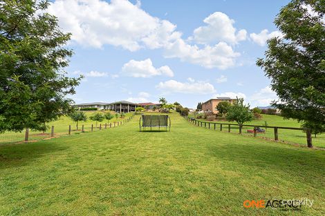 Property photo of 3A Vickers Close Hunterview NSW 2330