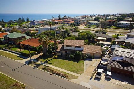 Property photo of 17 Elliott Road Trigg WA 6029