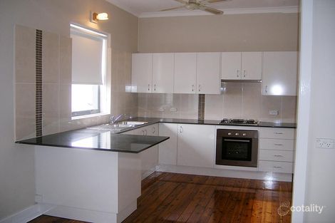 2/258 Brunker Rd, Adamstown, NSW 2289