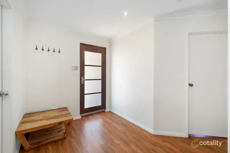 Property photo of 3A Rain Place Bayswater WA 6053