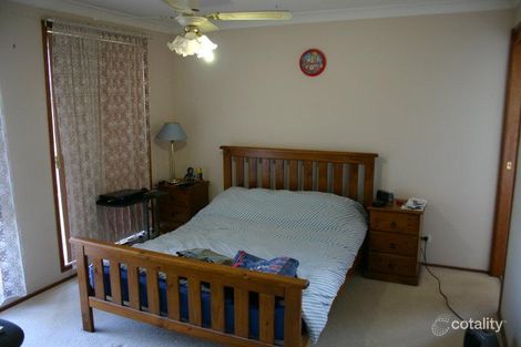 Property photo of 10 Francis Place Currans Hill NSW 2567